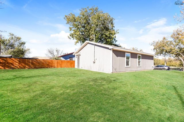 1208 WILLIAMS AVENUE, Wichita Falls, TX 76301