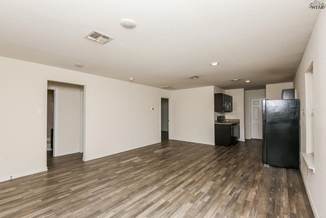 1208 WILLIAMS AVENUE, Wichita Falls, TX 76301