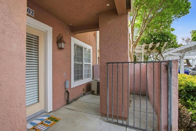 631 E El Camino Real 102, Sunnyvale, CA 94087