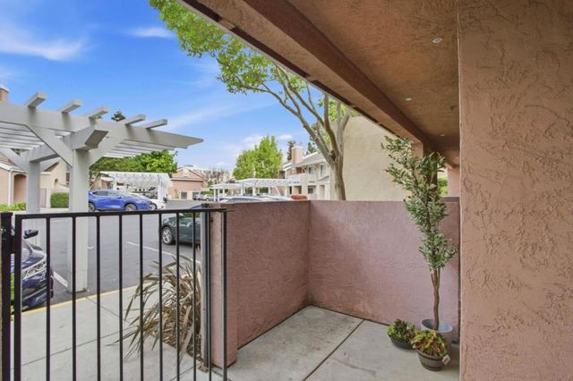 631 E El Camino Real 102, Sunnyvale, CA 94087