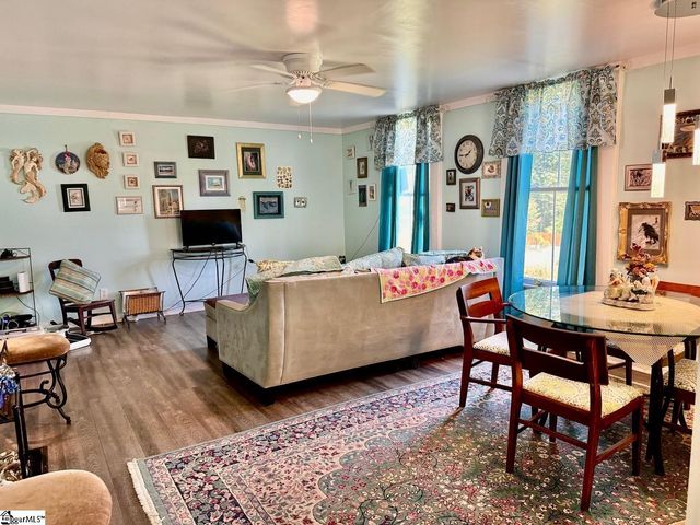 206 E Greenwood Street, Landrum, SC 29356