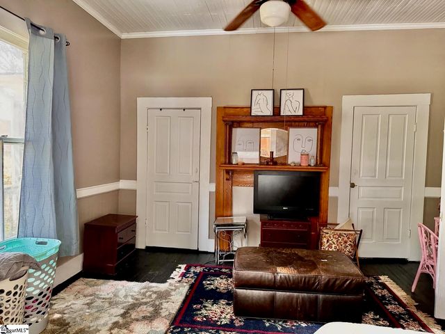 206 E Greenwood Street, Landrum, SC 29356