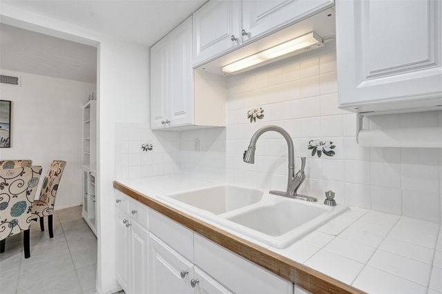 711 SE 7th Avenue 4, Pompano Beach, FL 33060