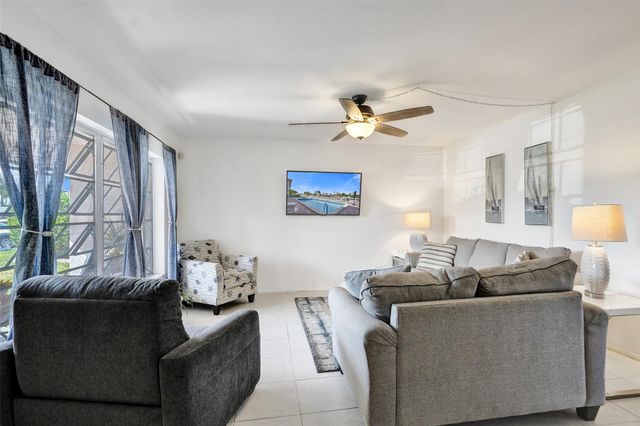 711 SE 7th Avenue 4, Pompano Beach, FL 33060