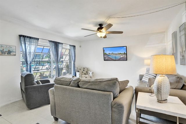 711 SE 7th Avenue 4, Pompano Beach, FL 33060