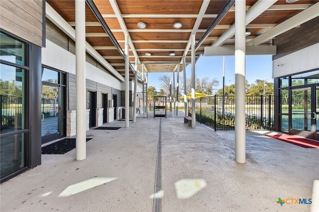 237 Alcatraz Loop, Jarrell, TX 76537