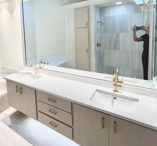 7625 SE Bay Cedar Cir, Hobe Sound, FL 33455