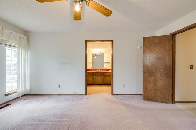 2904 Shadybrook Drive, Oklahoma City, OK 73110