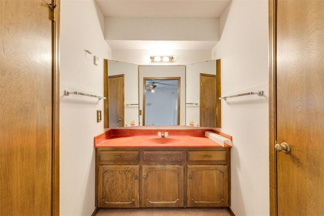 2904 Shadybrook Drive, Oklahoma City, OK 73110