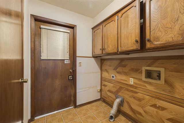 2904 Shadybrook Drive, Oklahoma City, OK 73110