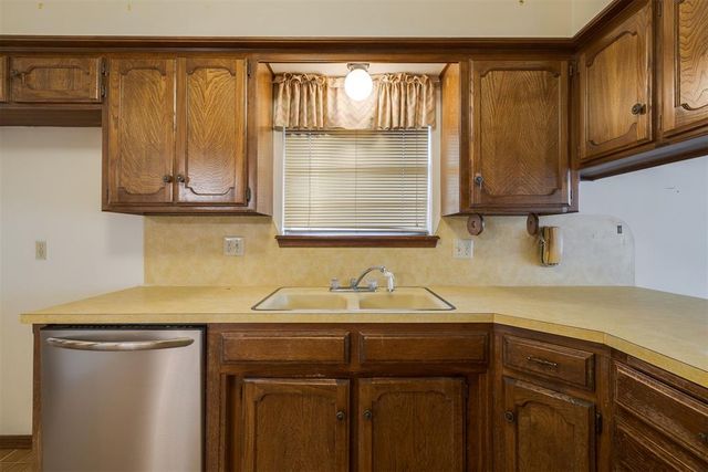 2904 Shadybrook Drive, Oklahoma City, OK 73110