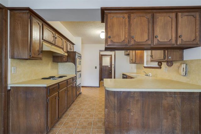 2904 Shadybrook Drive, Oklahoma City, OK 73110