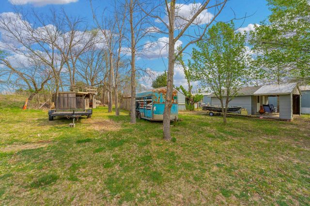 9901 E 103rd St S, Mulvane, KS 67110