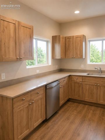 6724 Condor Hill Heights, Colorado Springs, CO 80915