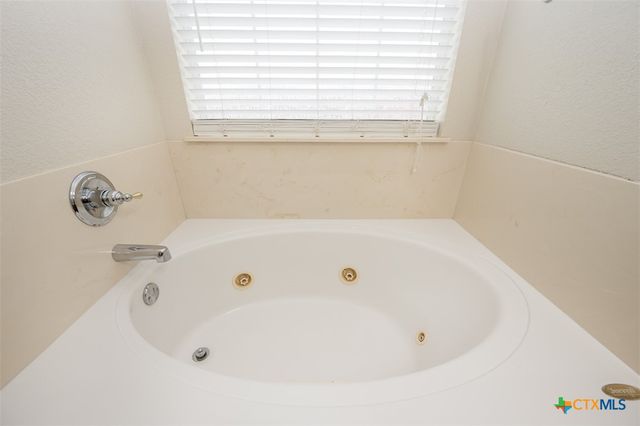 1916 Stonehenge Drive, Harker Heights, TX 76548