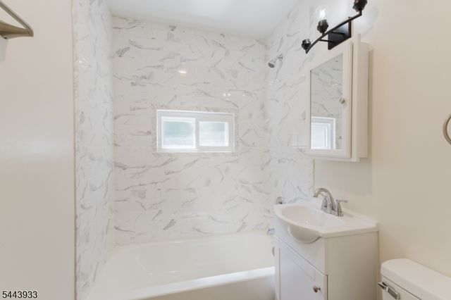 1152 Inwood Pl, Plainfield City, NJ 07062