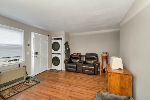 139 S Main St Apt 24, Laconia, NH 03246