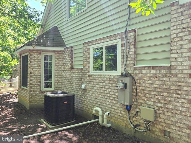 423 QUINTON MARLBORO RD, Quinton, NJ 08072