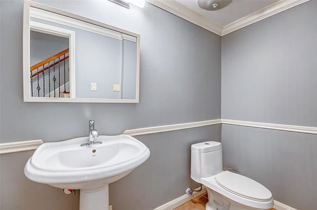 10716 Briar Forest Drive 30, Houston, TX 77042