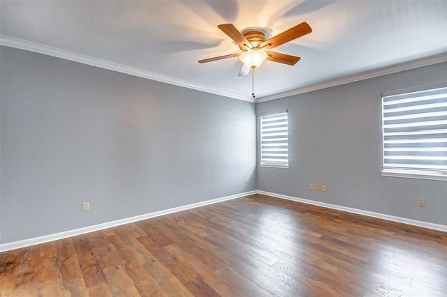10716 Briar Forest Drive 30, Houston, TX 77042