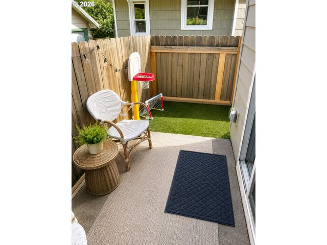 725 N BUFFALO St, Portland, OR 97217