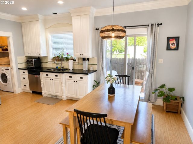 725 N BUFFALO St, Portland, OR 97217