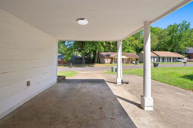 2755 DALEWOOD AVE, Memphis, TN 38127