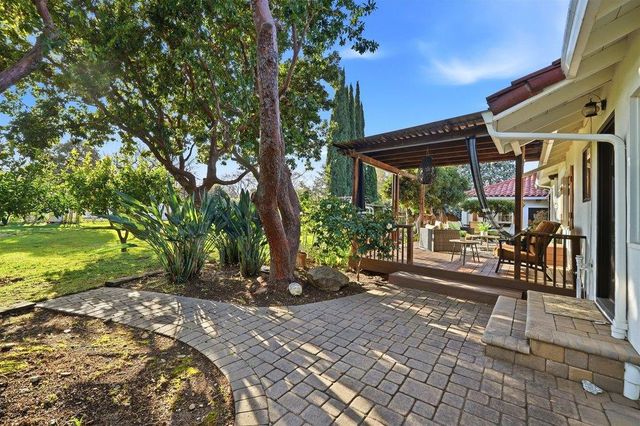 17235 Hill Road, Morgan Hill, CA 95037