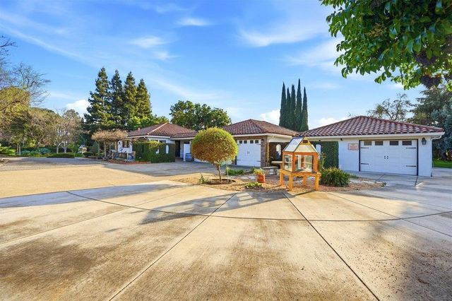 17235 Hill Road, Morgan Hill, CA 95037