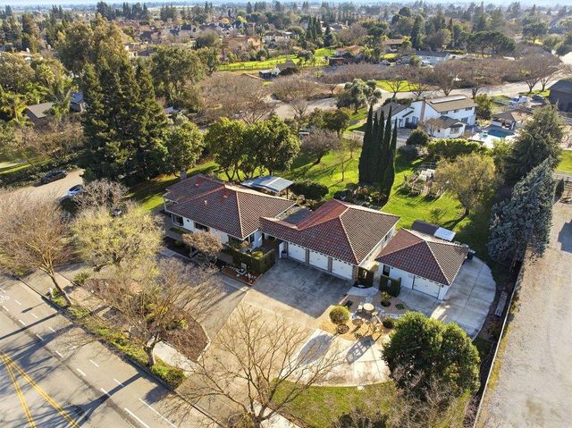 17235 Hill Road, Morgan Hill, CA 95037