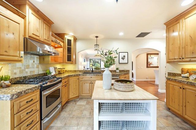 17235 Hill Road, Morgan Hill, CA 95037