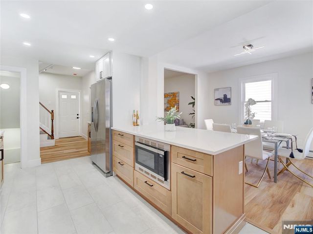 23 Kenmore Avenue, Newark, NJ 07106