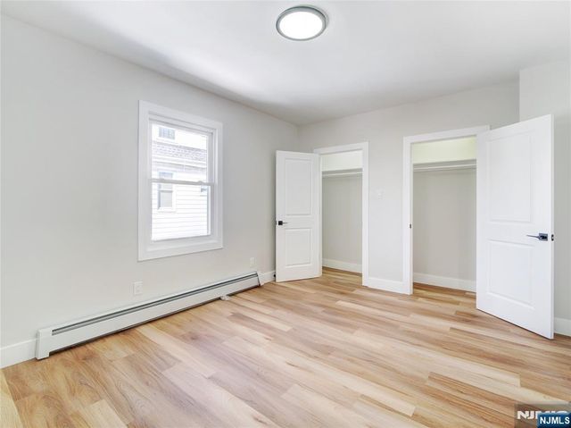 23 Kenmore Avenue, Newark, NJ 07106