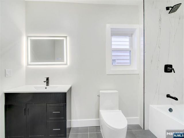 23 Kenmore Avenue, Newark, NJ 07106