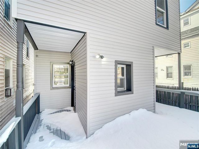 23 Kenmore Avenue, Newark, NJ 07106