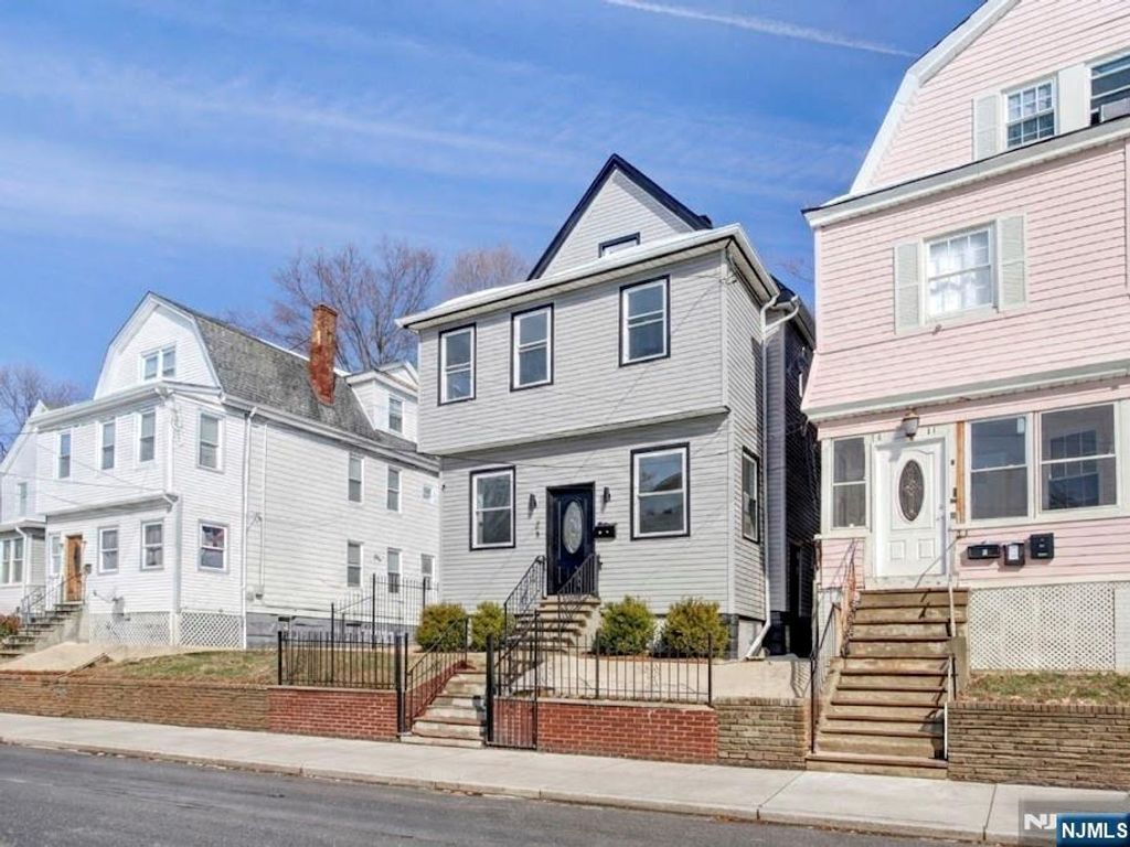 23 Kenmore Avenue, Newark, NJ 07106