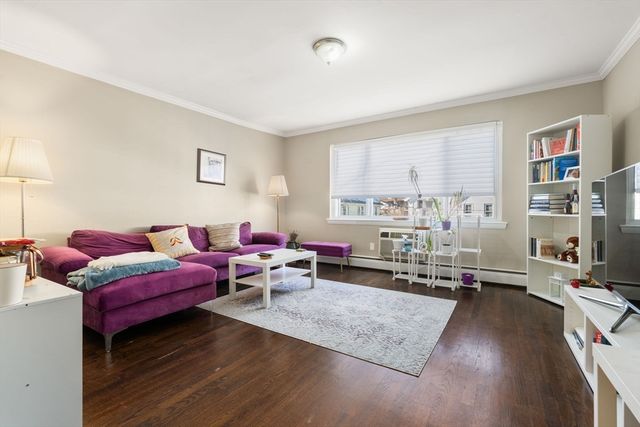 71 Oxford Ave 8, Cambridge, MA 02138