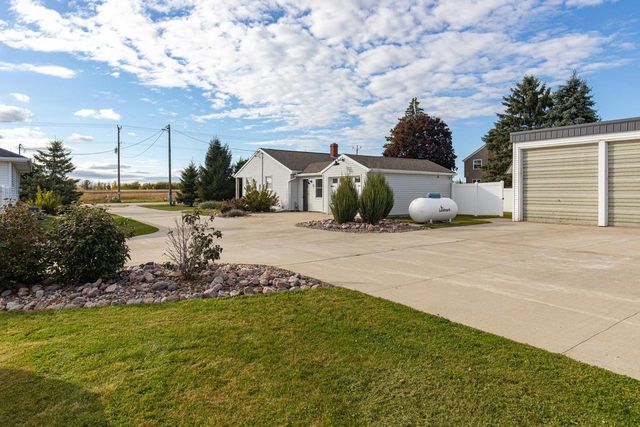 N5598 STATE RD 47, Black Creek, WI 54106