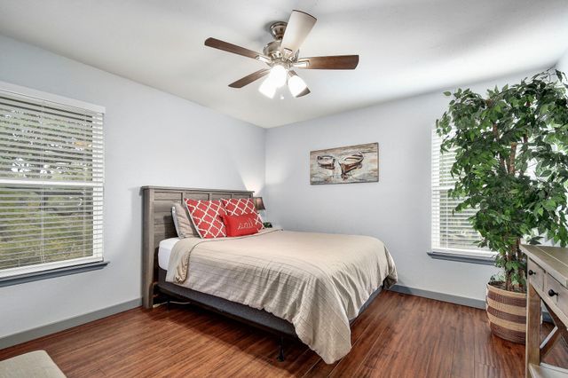 2591 Lakeshore DR, Canyon Lake, TX 78133