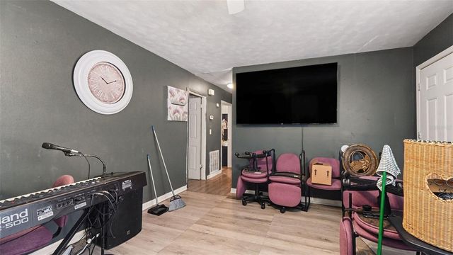 2305 NE 35TH STREET, Ocala, FL 34479