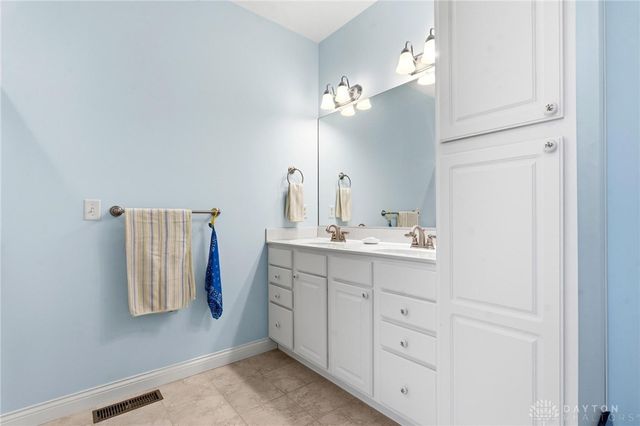 665 Hannah Court, Wilmington, OH 45177