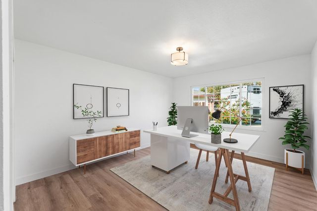 5443 N Prospect Avenue, Fresno, CA 93711