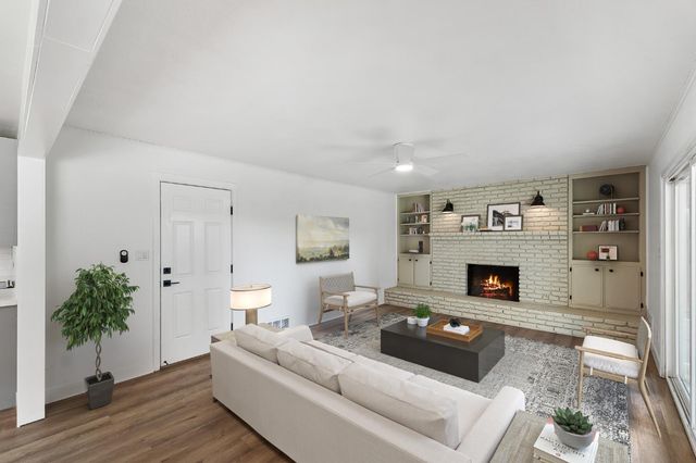 5443 N Prospect Avenue, Fresno, CA 93711