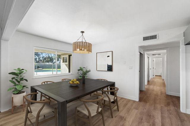 5443 N Prospect Avenue, Fresno, CA 93711