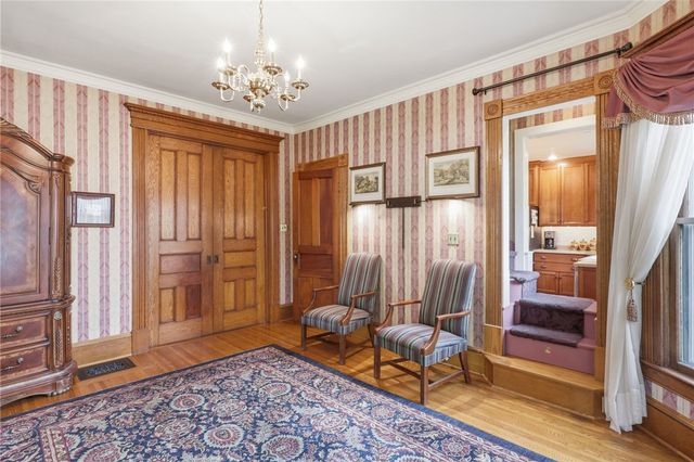 290 North Main Street, Canandaigua City, NY 14424