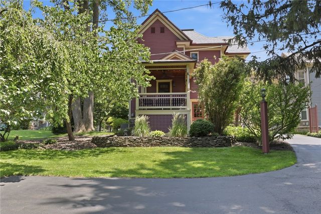 290 North Main Street, Canandaigua City, NY 14424