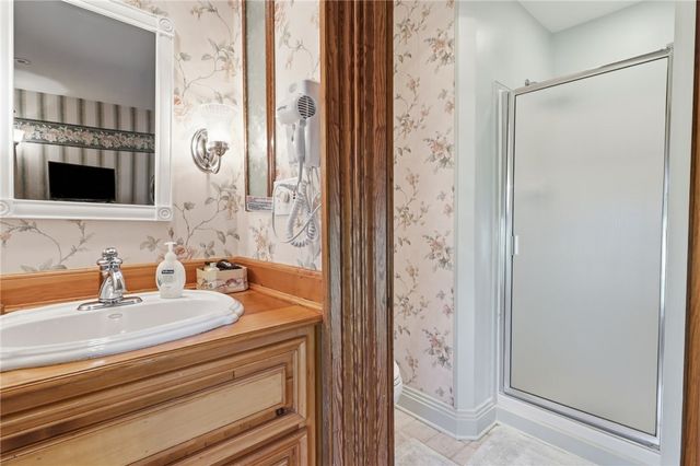 290 North Main Street, Canandaigua City, NY 14424