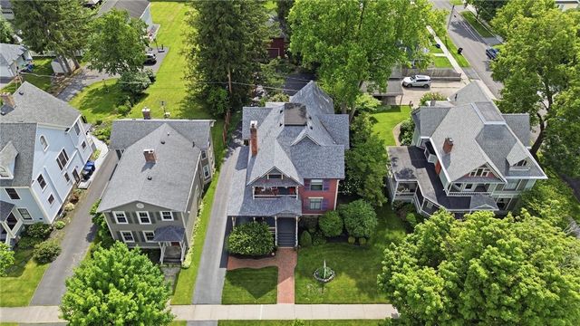 290 North Main Street, Canandaigua City, NY 14424