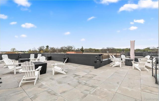 317 W MAIN Street #1, Brighton, MI 48116