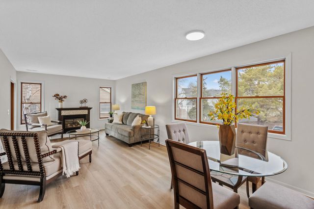 14271 Bedford Drive, Eden Prairie, MN 55346